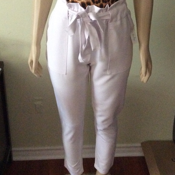 White tie-waist pants - Picture 1 of 3